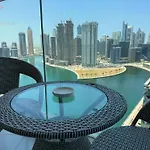 Canal-View Studio Business Bay